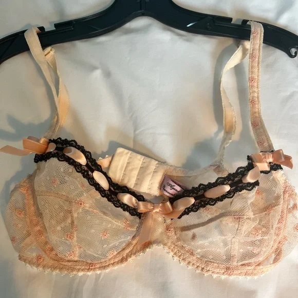 Agent Provocateur | Intimates & Sleepwear | Agent Provocateur Sexy Peach  And Black Underwire Bra 34b